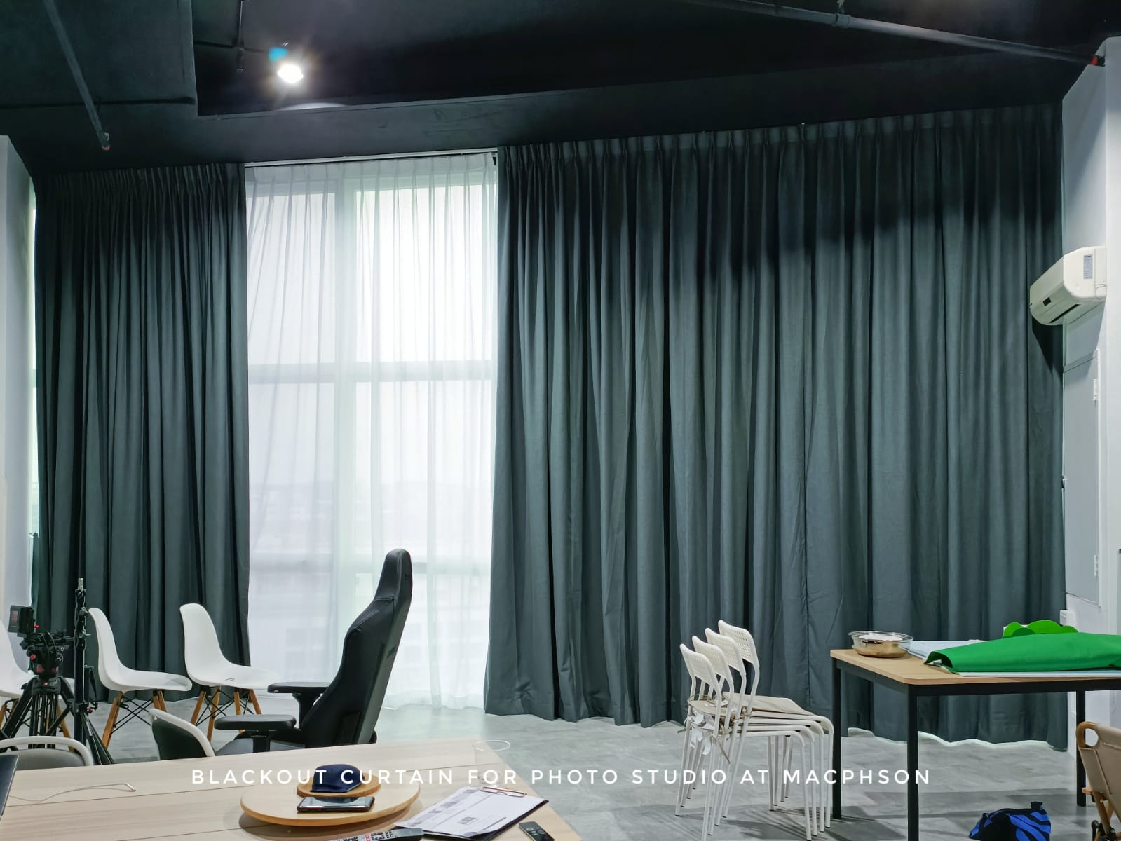 Singapore curtain shop, This is a Picture of Blackout curtain for Photo Studio at MacPgson Singapore, installation date: 10th Oct 2021